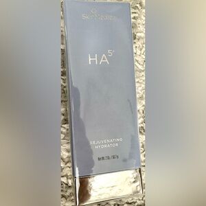 🎸SkinMedica🎸🔥NWT🔥HA5 Rejuvenating Hydrator (2 oz)